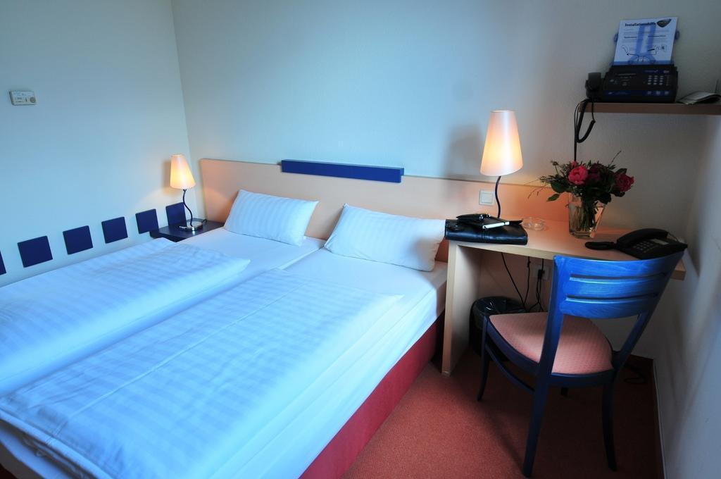 Hotel Am Tierpark Gotha Esterno foto